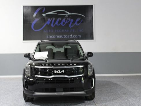 Used 2022 Kia Telluride EX w/ EX Premium Package FWD image 8