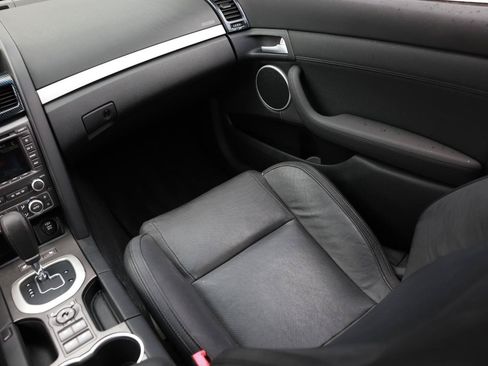 Used 2009 Pontiac G8 GT w/ Premium Package RWD image 24