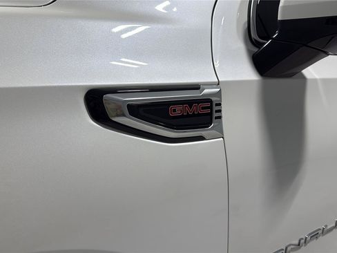 Used 2025 GMC Yukon XL Denali w/ LPO, Floor Liner Package AWD/4WD image 37