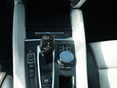 Used 2018 BMW X6 sDrive35i image 22