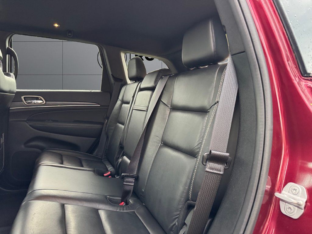 Used 2017 Jeep Grand Cherokee Limited AWD/4WD image 18