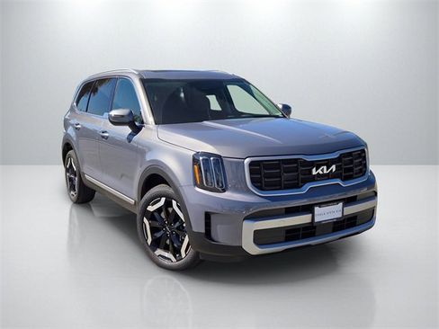 New 2025 Kia Telluride S image 1