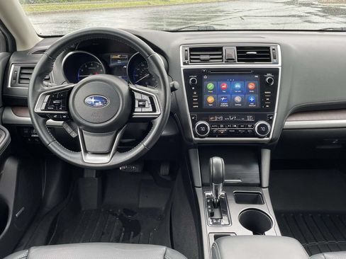 Used 2019 Subaru Outback 2.5i Limited AWD/4WD image 4