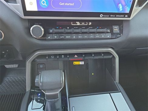 Used 2023 Toyota Sequoia Limited image 28