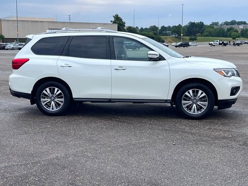 Used 2020 Nissan Pathfinder SL w/ Cargo Package AWD/4WD image 46