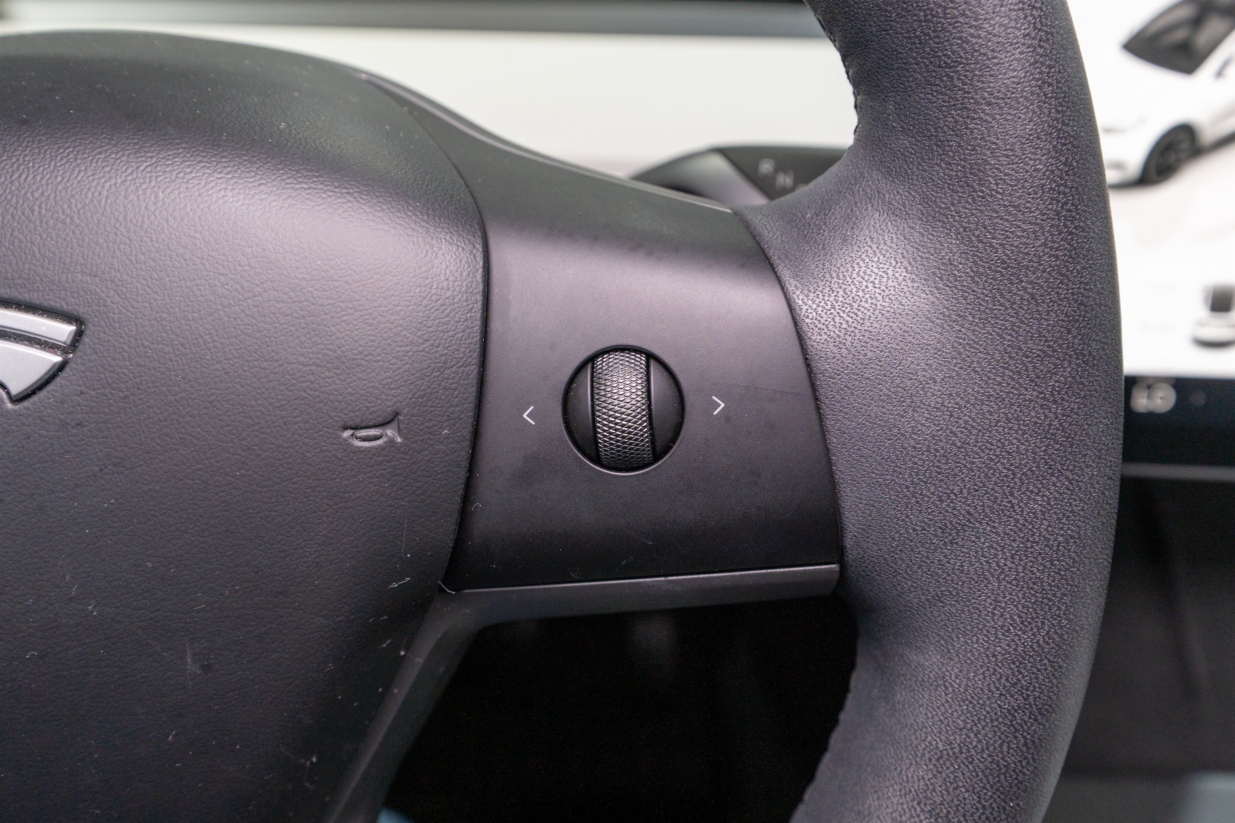 Used 2024 Tesla Model Y Long Range RWD image 24