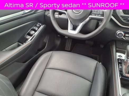 Certified 2025 Nissan Altima 2.5 SR w/ SR Premium Package FWD image 18