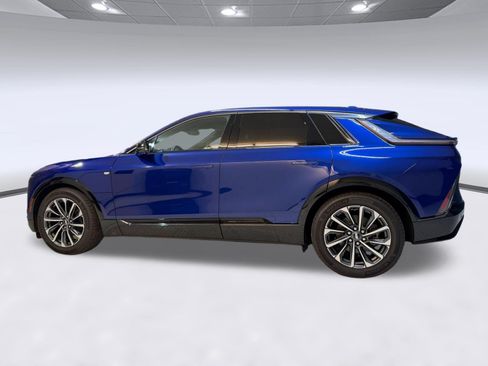 Certified 2024 Cadillac Lyriq Sport RWD image 2
