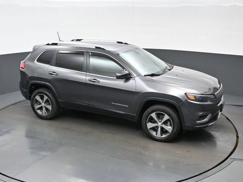 Used 2019 Jeep Cherokee Limited w/ Trailer Tow Group AWD/4WD image 44