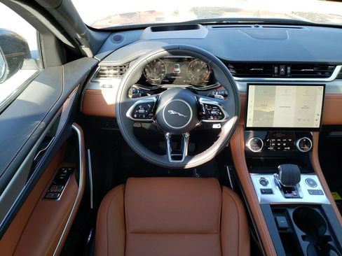 New 2026 Jaguar F-PACE R-Dynamic S image 13