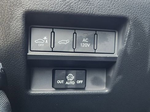 Used 2025 Lexus GX 550 w/ Cold Area Package AWD/4WD image 22