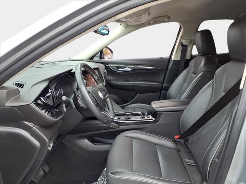 Used 2023 Buick Envision Essence image 8