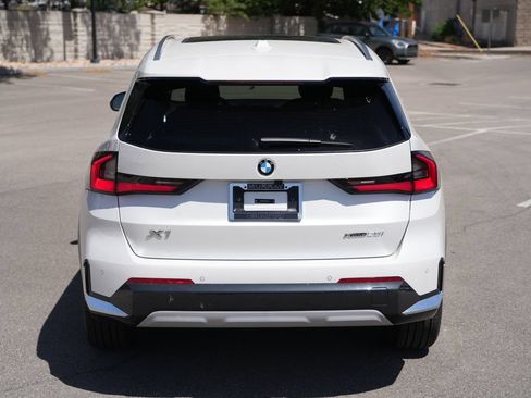 New 2026 BMW X1 xDrive28i w/ Convenience Package AWD/4WD image 4