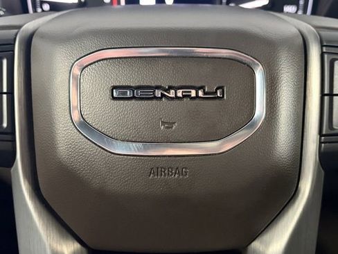 Certified 2022 GMC Sierra 2500 Denali w/ Denali Ultimate Package image 7