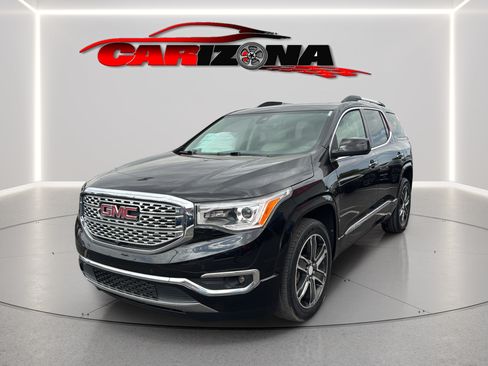 Used 2017 GMC Acadia Denali w/ Technology Package FWD image 12