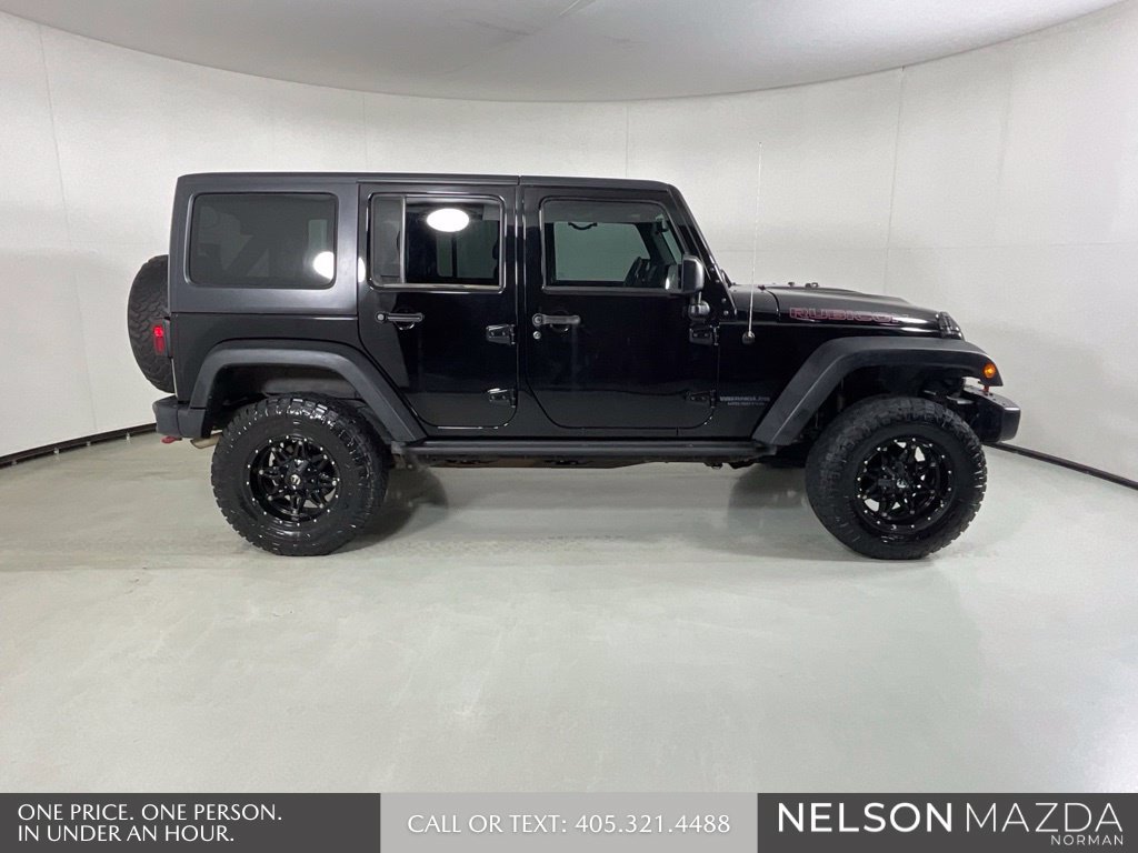 Used 2017 Jeep Wrangler Unlimited Rubicon AWD/4WD image 5