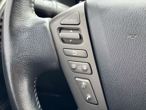 Used 2018 Nissan Armada SL w/ Moonroof Package image 26