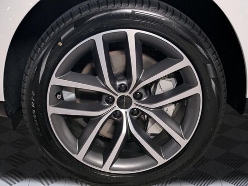 New 2026 Land Rover Range Rover SE AWD/4WD image 9