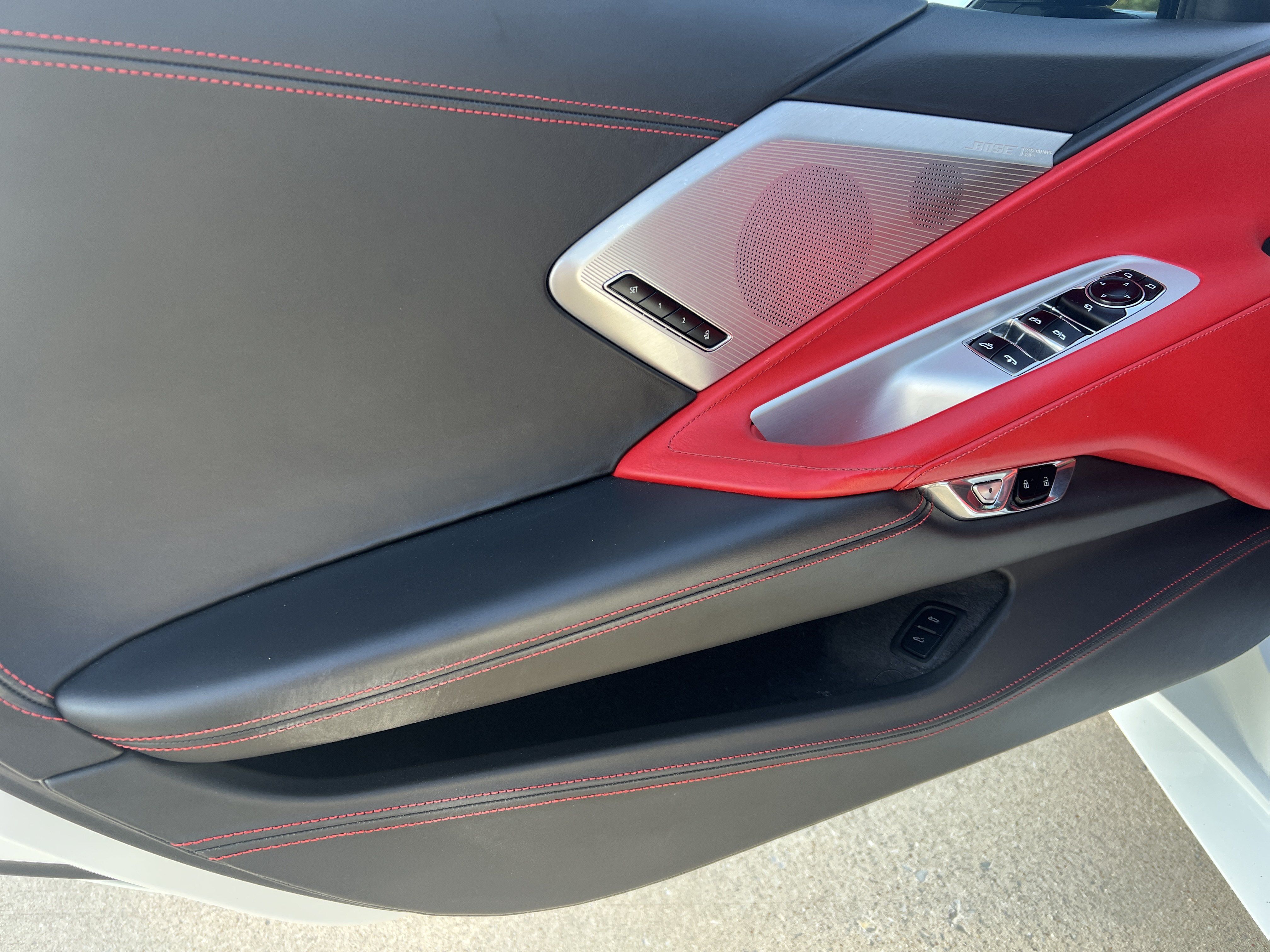 Used 2021 Chevrolet Corvette Stingray Premium Conv w/ Z51 Performance Package RWD image 12