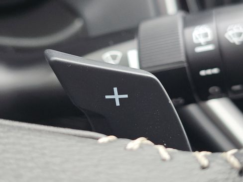 Certified 2025 Subaru Outback Premium w/ Popular Package #1A image 26