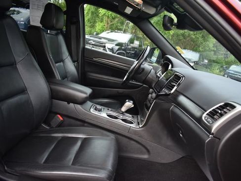 Used 2021 Jeep Grand Cherokee Limited AWD/4WD image 16