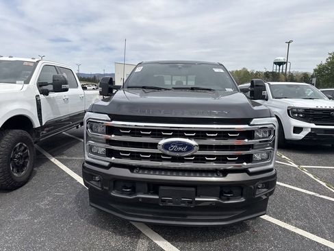 Used 2024 Ford F250 King Ranch image 5