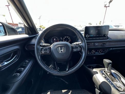 Used 2024 Honda HR-V Sport image 15