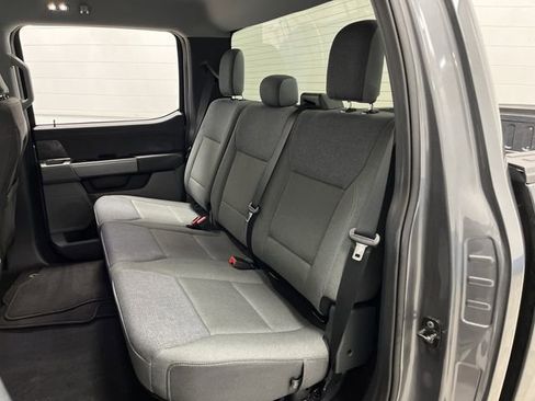 Used 2025 Ford F150 Lightning XLT image 31