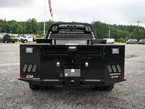 New 2026 RAM 4500 4x4 Crew Cab DRW w/ Laramie Trim Package image 19