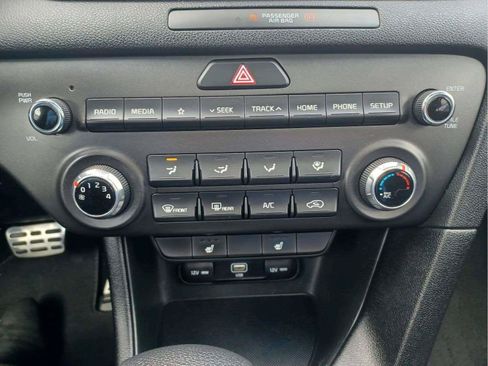 Used 2021 Kia Sportage AWD Nightfall Edition image 20