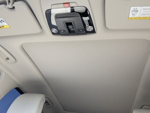 Used 2026 Kia Sportage SX Prestige image 13