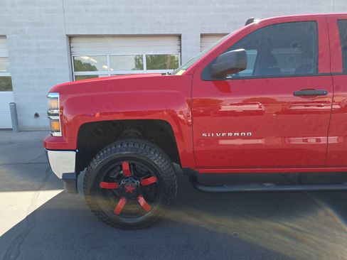 Used 2014 Chevrolet Silverado 1500 LT AWD/4WD image 17