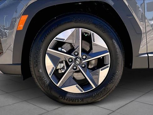 Certified 2025 Hyundai Tucson SEL image 10
