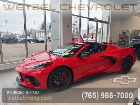 Used 2023 Chevrolet Corvette Stingray Premium Cpe w/ Z51 Performance Package image 2