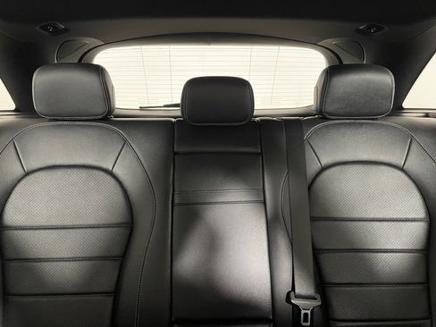Used 2019 Mercedes-Benz GLC 300 4MATIC image 14
