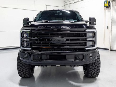 Used 2025 Ford F250 Platinum AWD/4WD image 5