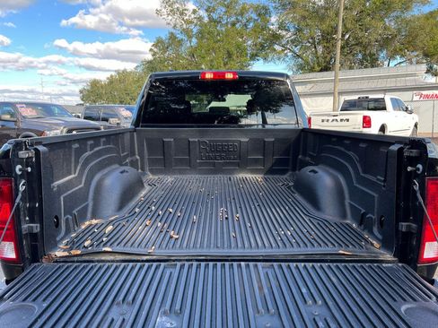 Used 2024 RAM 1500 Classic SLT AWD/4WD image 29