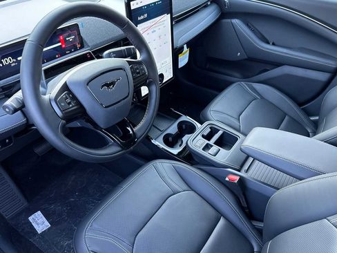 New 2025 Ford Mustang Mach-E Premium image 7