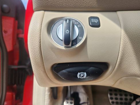 Used 2005 Mercedes-Benz SL 500 image 25