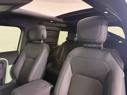 Used 2023 Land Rover Defender 110 75th Limited Edition AWD/4WD image 6