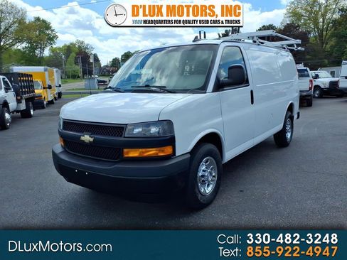 Used 2019 Chevrolet Express 2500 w/ Driver Convenience Package RWD image 1