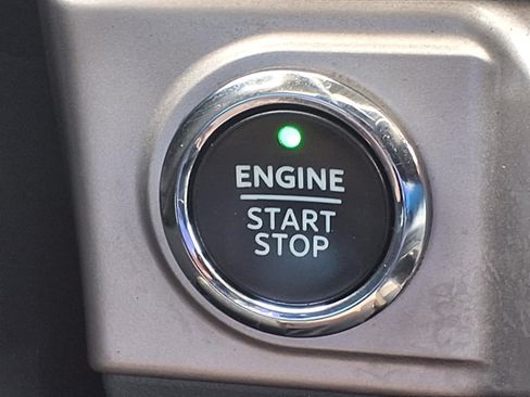 Used 2022 Ford F150 XLT w/ Equipment Group 302A High RWD image 15