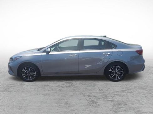 Used 2023 Kia Forte LXS w/ LXS Technology Package FWD image 9