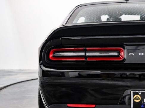Used 2022 Dodge Challenger SRT Hellcat image 13