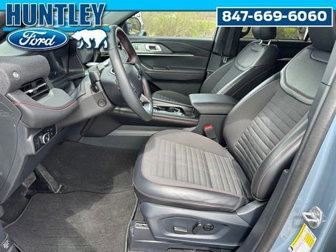 Used 2025 Ford Explorer ST-Line w/ Premium Package AWD/4WD image 18