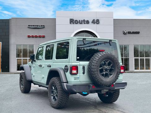 Used 2024 Jeep Wrangler Unlimited AWD/4WD image 4