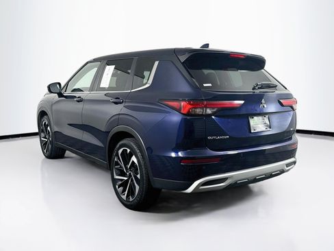 Used 2024 Mitsubishi Outlander SE AWD/4WD image 5