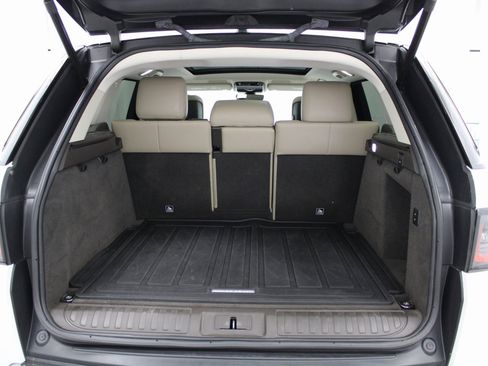 Used 2019 Land Rover Range Rover Sport HSE image 22