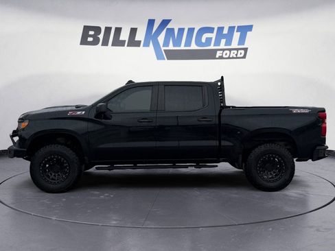 Used 2023 Chevrolet Silverado 1500 Custom Trail Boss image 2