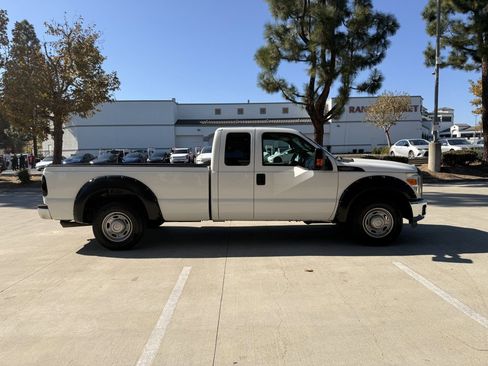 Used 2012 Ford F250 XL w/ PWR Equipment Group image 4